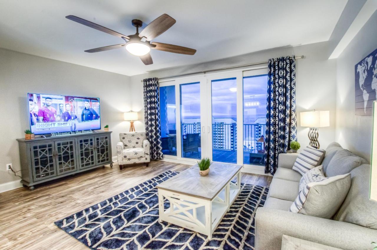 Amazing Style In Lake Town Wharf! 1 Bd, 2 Ba Amenities And Location! Holiday home Panama City Beach